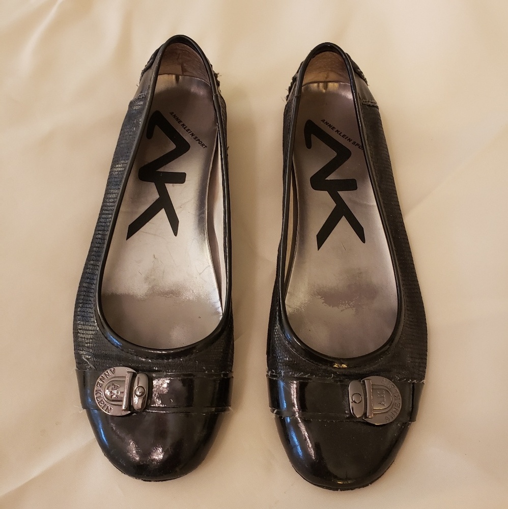 Anne Klein black flats